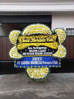Papan Bunga Duka di Alun Dua